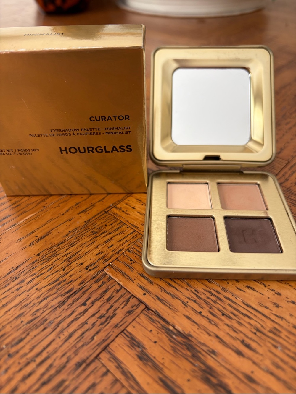 Hourglass eyeshadow quad- Curator